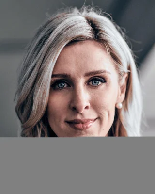 Nicky Hilton height profile photo