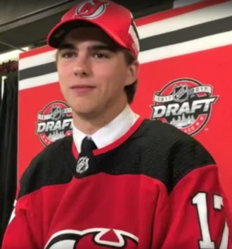 Nico Hischier height profile photo