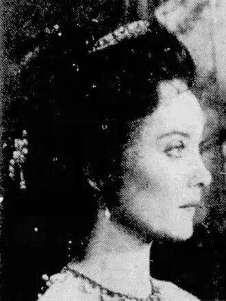 Nicola Pagett height profile photo
