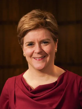 Nicola Sturgeon height profile photo