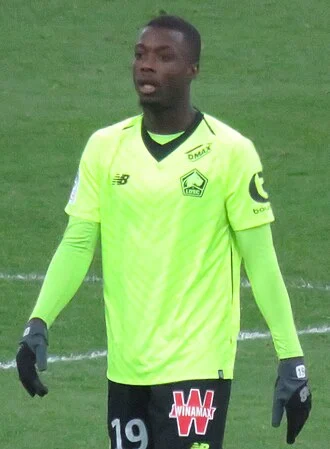 Nicolas Pépé height profile photo