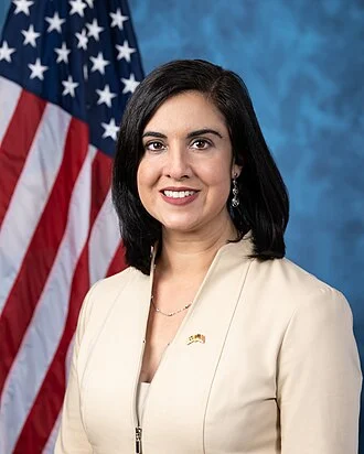 Nicole Malliotakis height profile photo