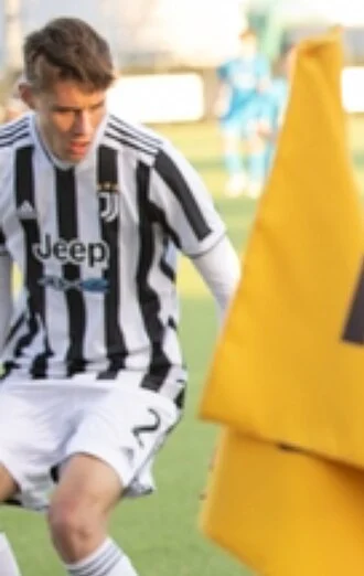 Nicolò Savona height profile photo