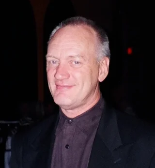 Nigel Bennett height profile photo