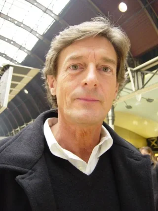Nigel Havers height profile photo