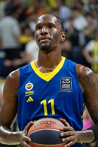 Nigel Hayes-Davis height profile photo