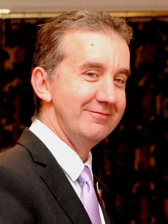 Nigel Latta height profile photo