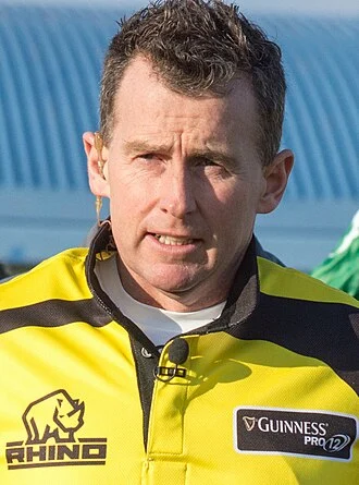 Nigel Owens height profile photo