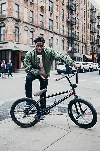 Nigel Sylvester height profile photo