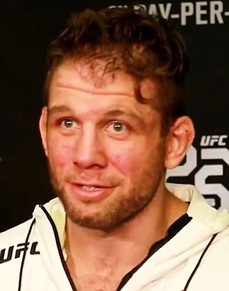 Nik Lentz height profile photo