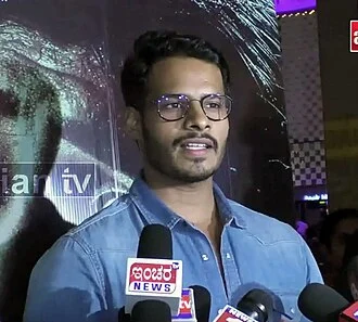 Nikhil Kumaraswamy height profile photo
