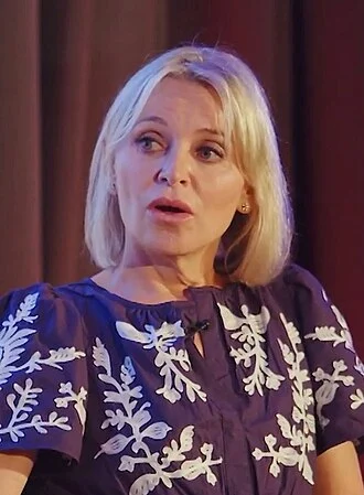 Nikki Bedi height profile photo