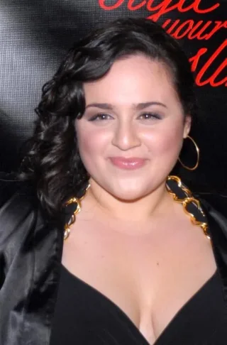 Nikki Blonsky height profile photo