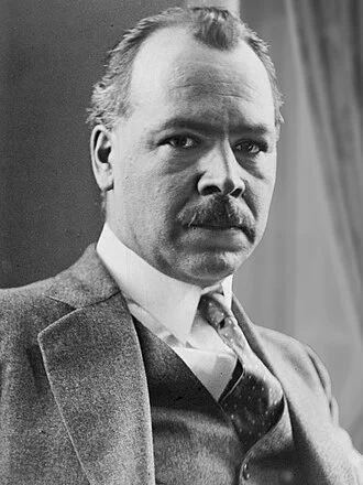Nikolai Vavilov height profile photo
