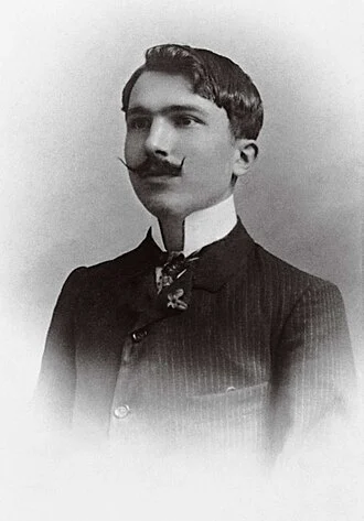 Nikos Kazantzakis height profile photo