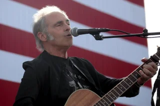 Nils Lofgren height profile photo
