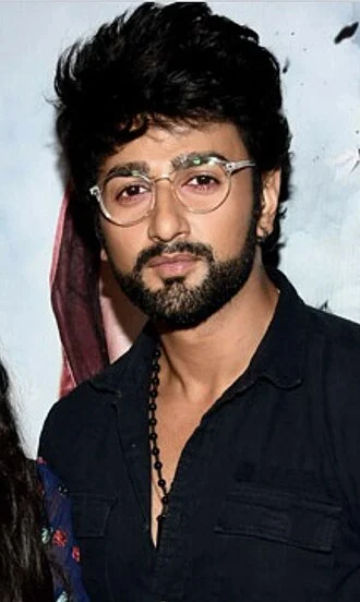 Nishant Singh Malkani height profile photo