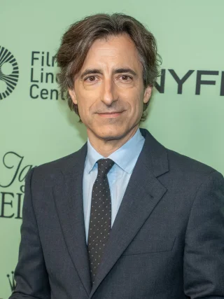 Noah Baumbach height profile photo