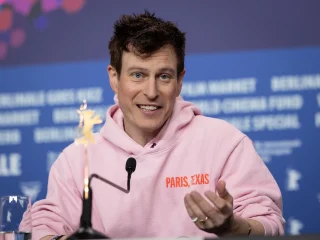 Noah Segan height profile photo