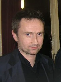 Noel Hogan height profile photo