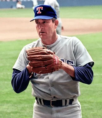 Nolan Ryan height profile photo