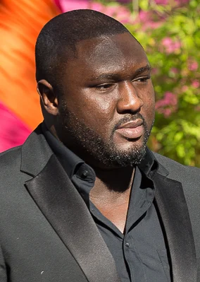 Nonso Anozie height profile photo