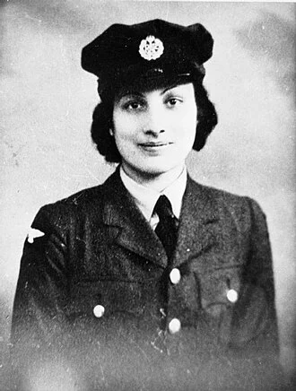 Noor Inayat Khan height profile photo