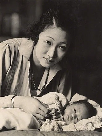 Oei Hui-lan height profile photo