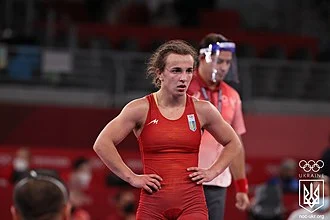 Oksana Livach height profile photo