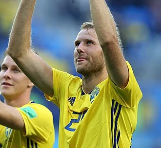 Ola Toivonen height profile photo