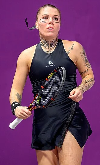 Oleksandra Oliynykova height profile photo