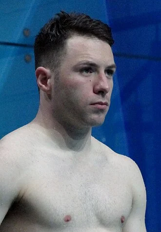 Oliver Dingley height profile photo