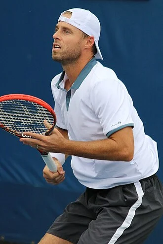 Oliver Marach height profile photo