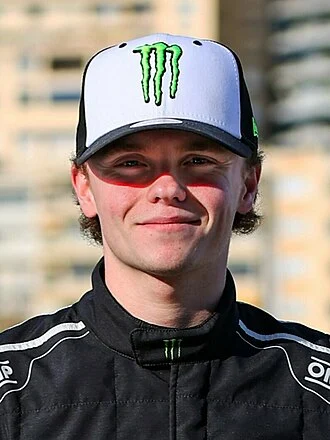 Oliver Solberg height profile photo
