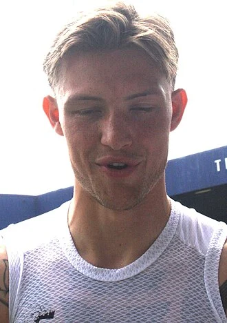 Oliver Sonne height profile photo