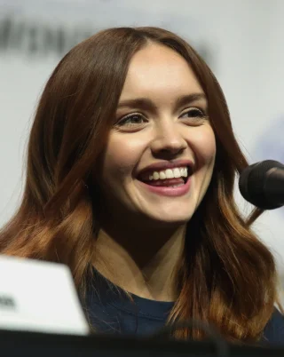 Olivia Cooke height profile photo