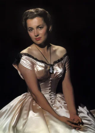 Olivia de Havilland height profile photo
