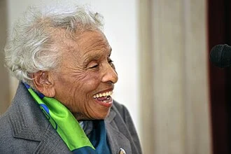 Olivia Hooker height profile photo