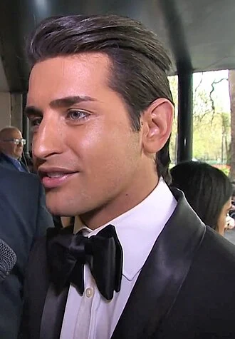 Ollie Locke height profile photo