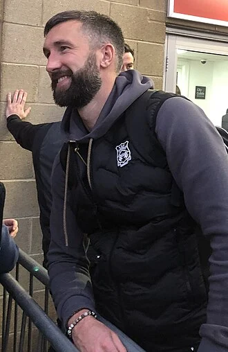 Ollie Palmer height profile photo