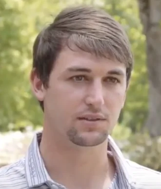 Ollie Schniederjans height profile photo
