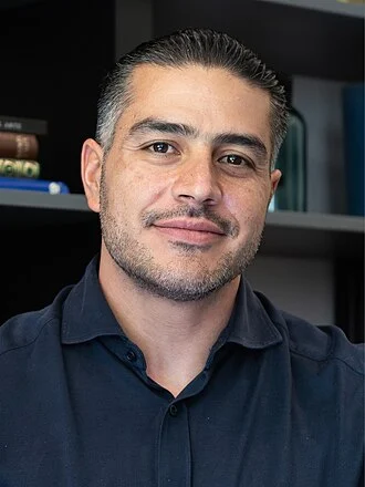 Omar García Harfuch height profile photo