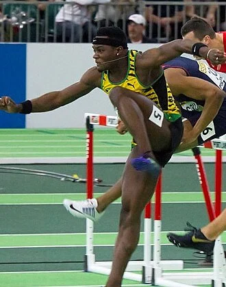 Omar McLeod height profile photo