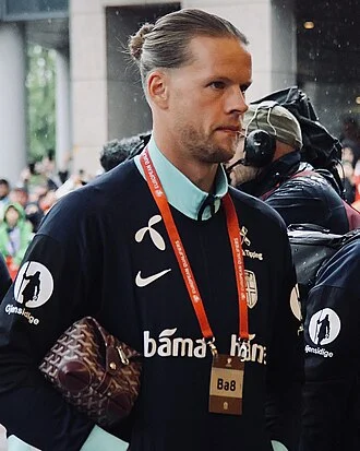 Ørjan Nyland height profile photo