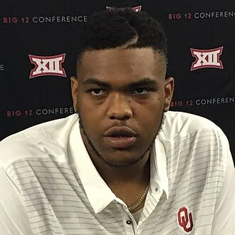 Orlando Brown (American football, born 1996) height profile photo