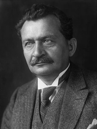 Otto Wels height profile photo