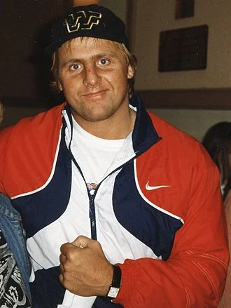 Owen Hart height profile photo