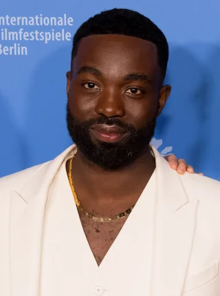 Paapa Essiedu height profile photo