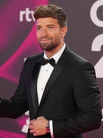 Pablo Alborán height profile photo