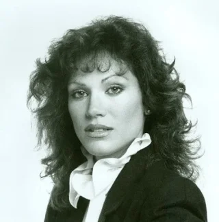 Pamela Hensley height profile photo